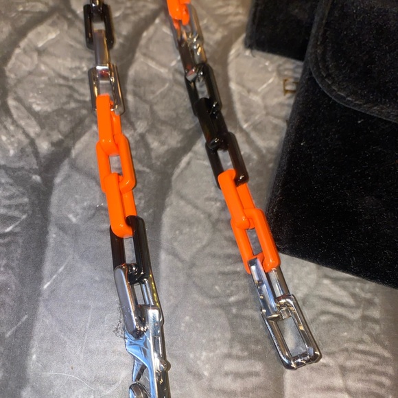 SQUARE CUBAN 2 BRACELET SET 8.27" SOLID STEEL TOUGH
COOL NEW !! - Picture 4 of 11